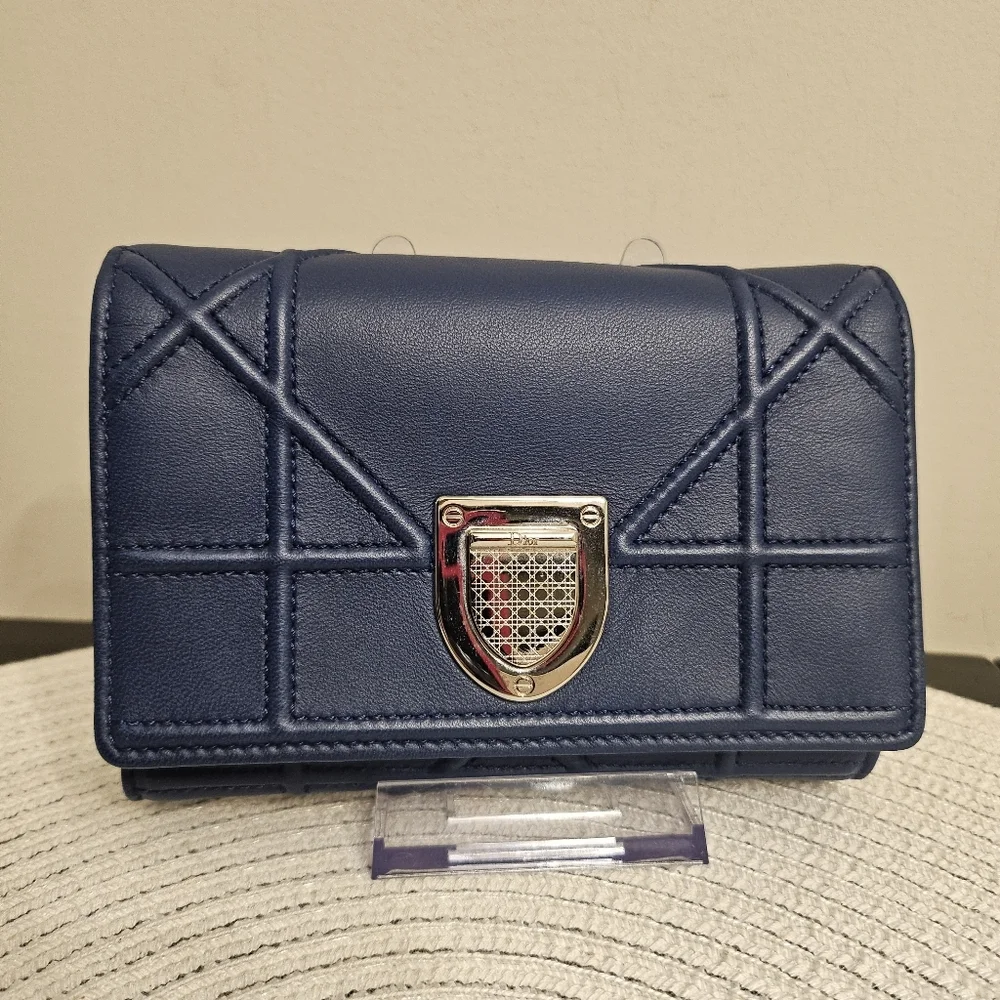 💙 Christian Dior Diorama Navy Blue Leather Compact Wallet